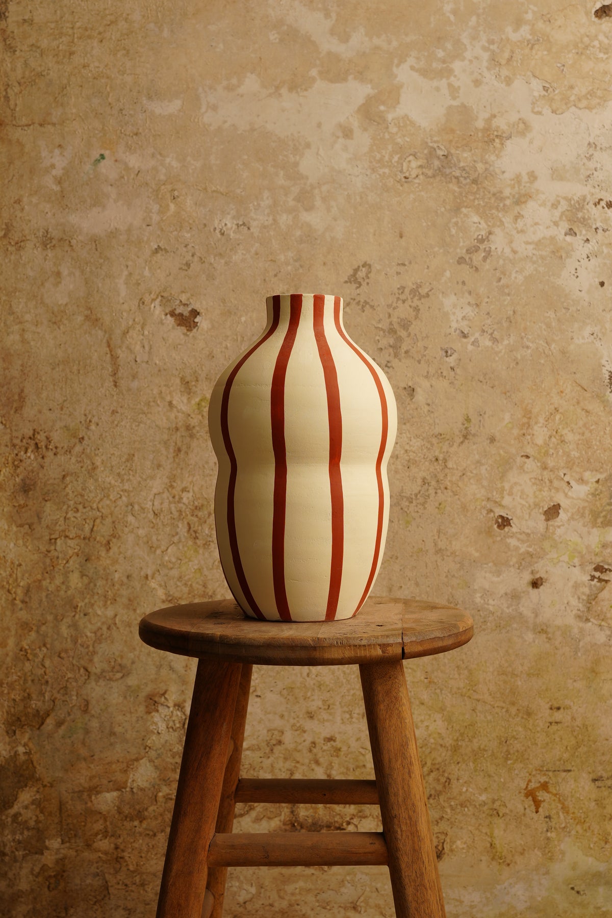 Terrastripe Curve Vase - Medium