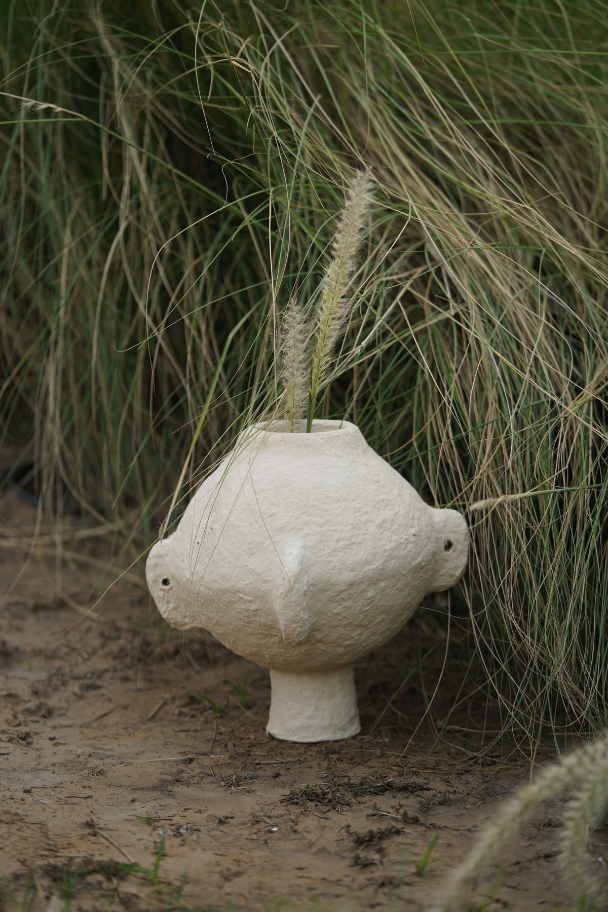 Pebble Handle Pot
