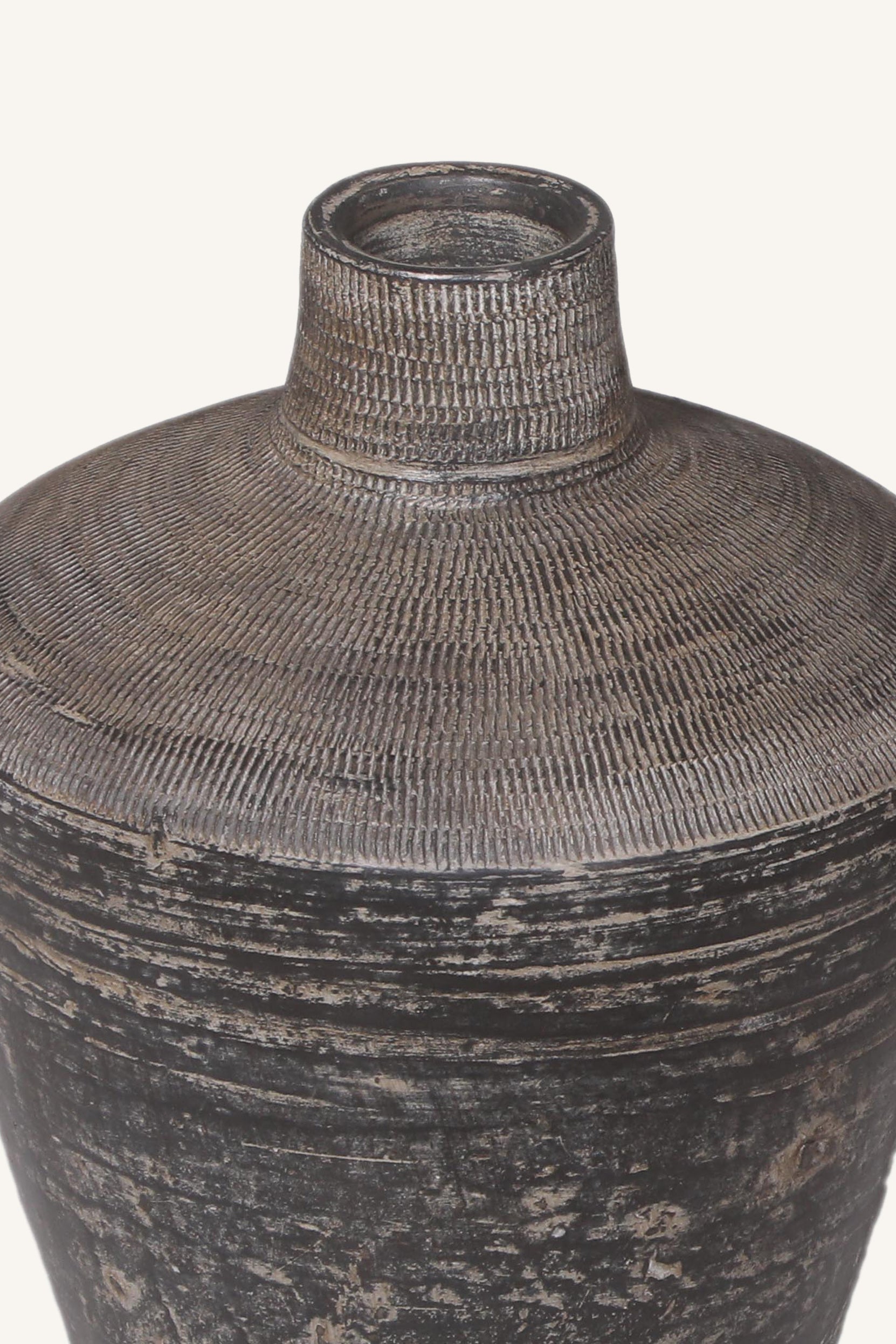 Shadowbrin Earth Vase