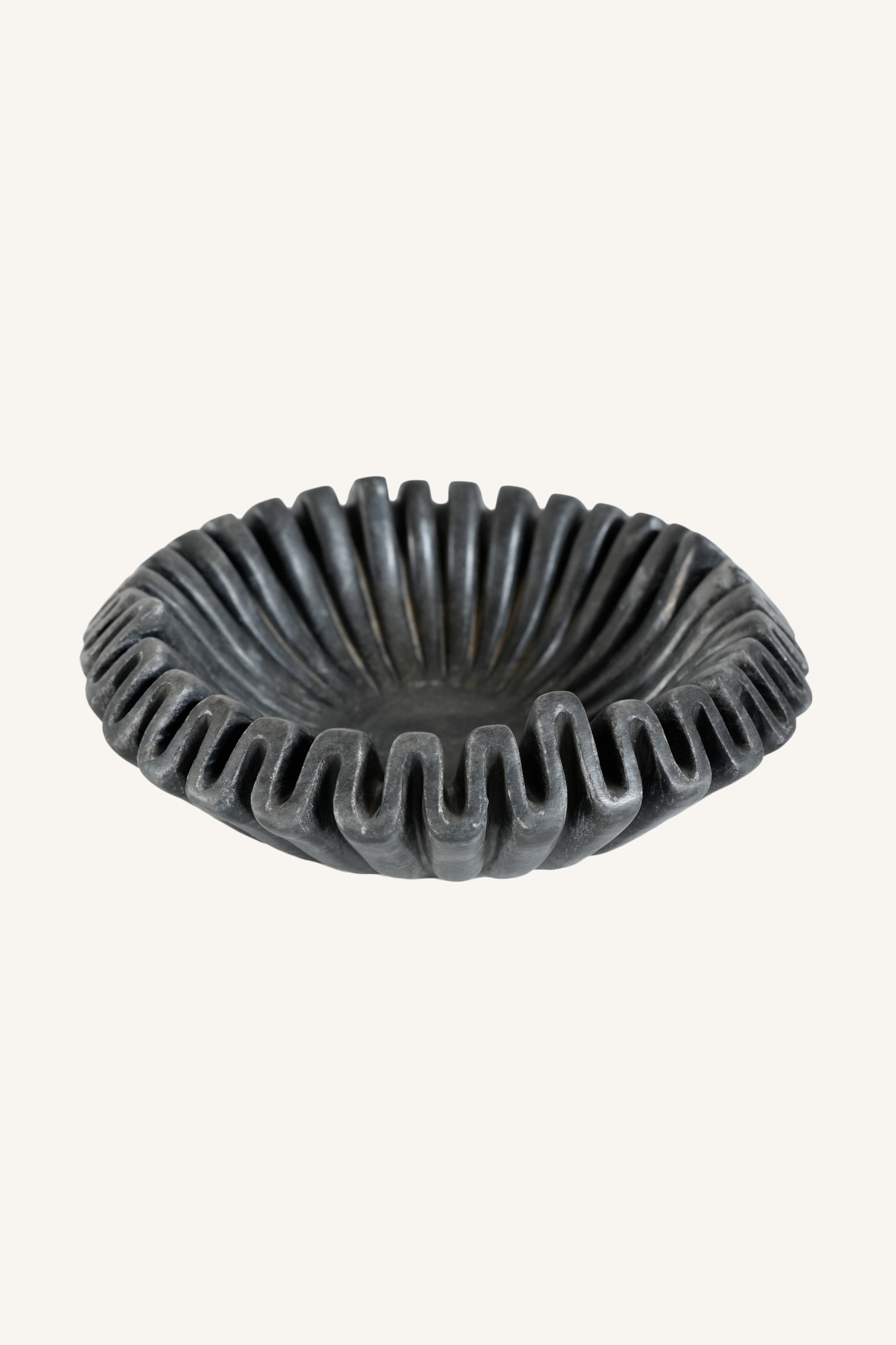 Ruffle Black Bowl