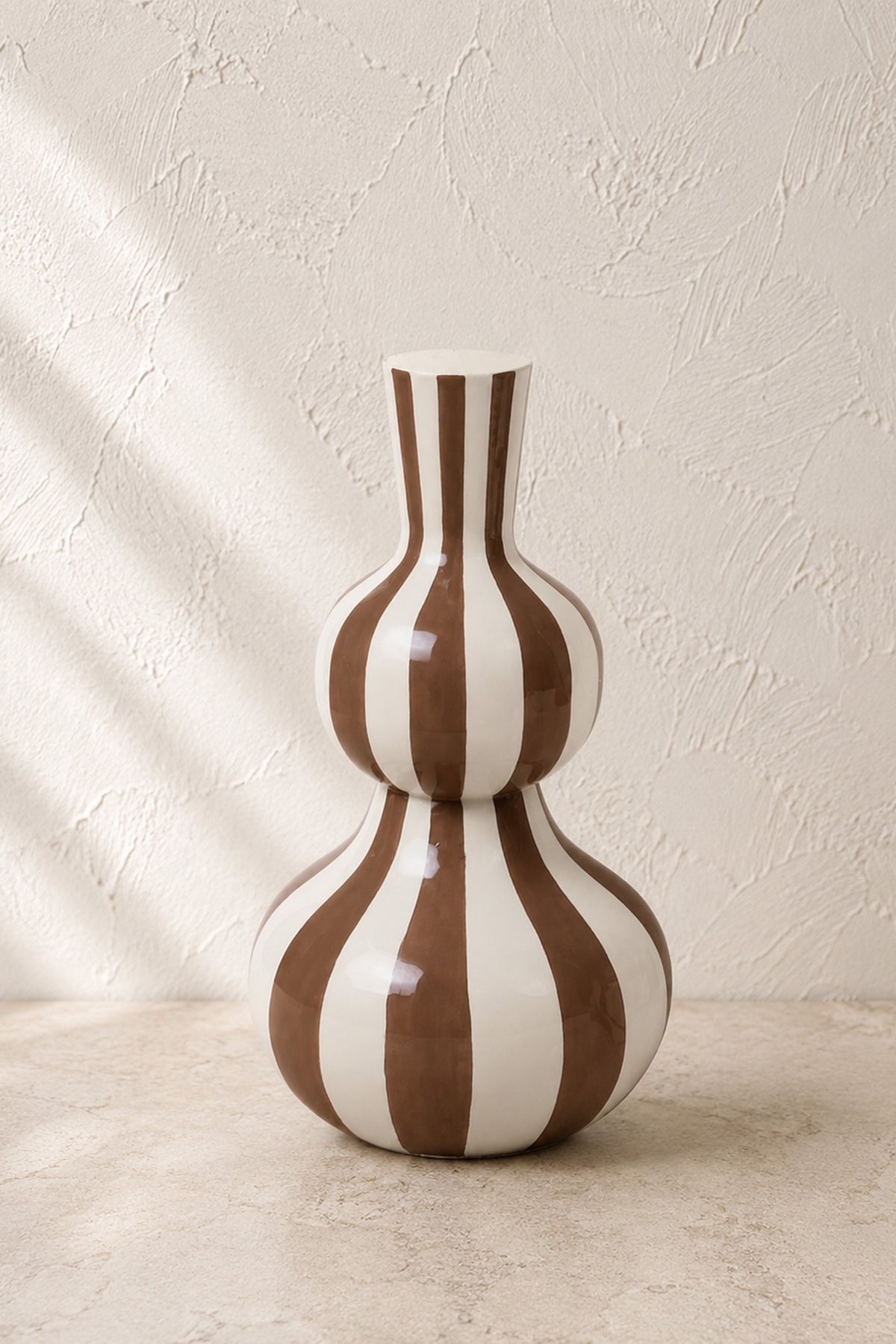 Mocha Cascade Form Vase