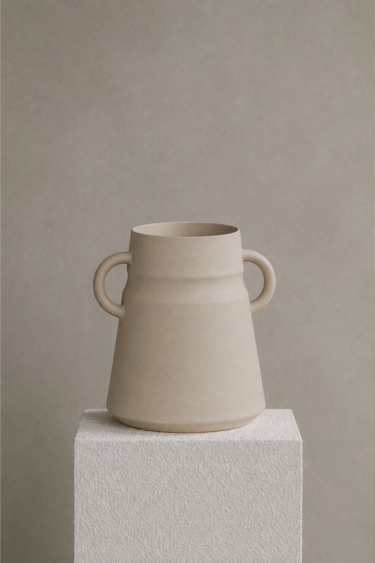 Caden Twin-Arc Vessel