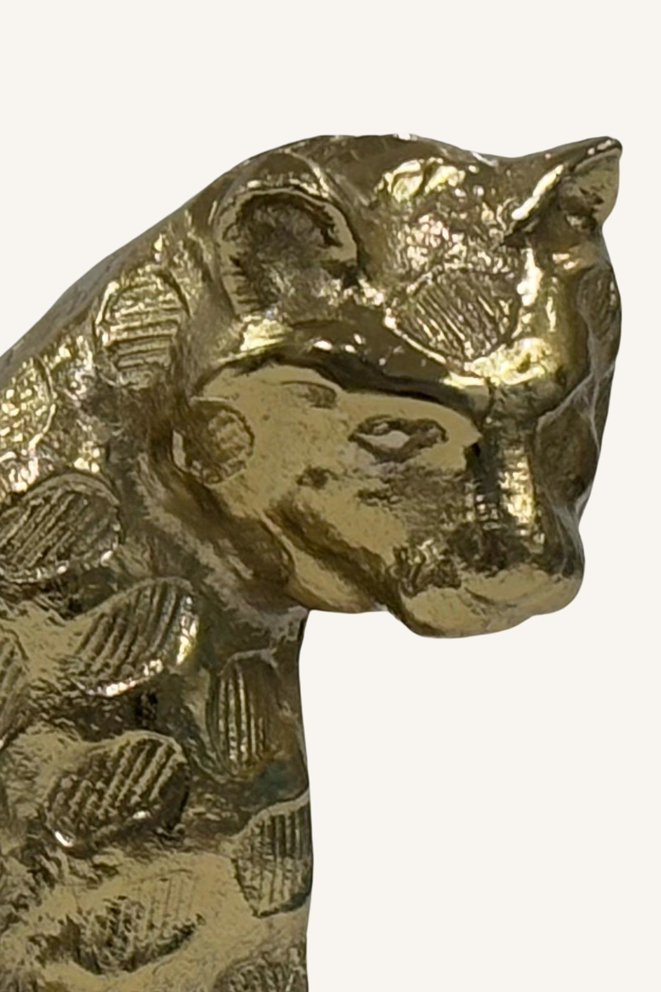 Majesty Prowler Statue