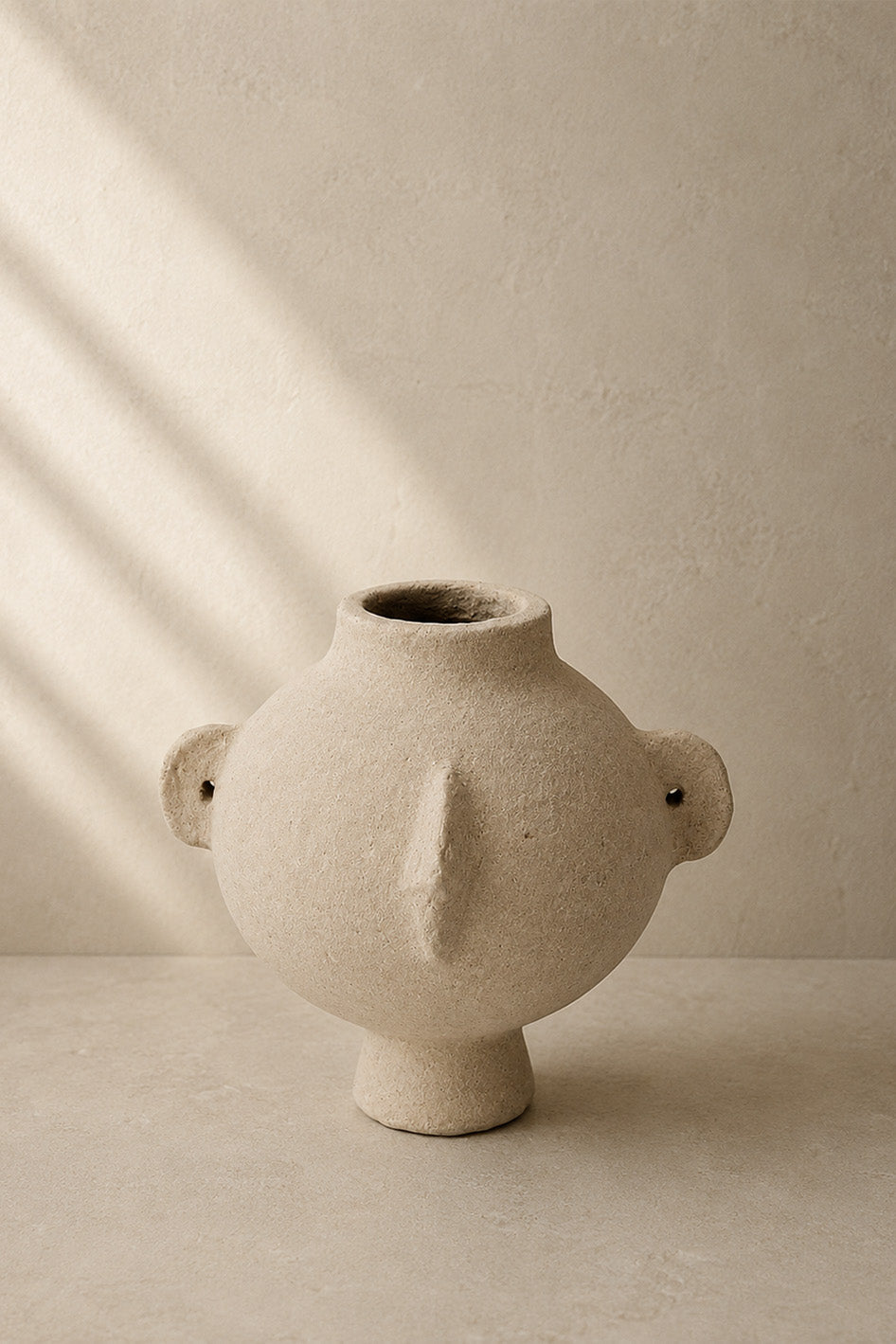 Pebble Handle Pot