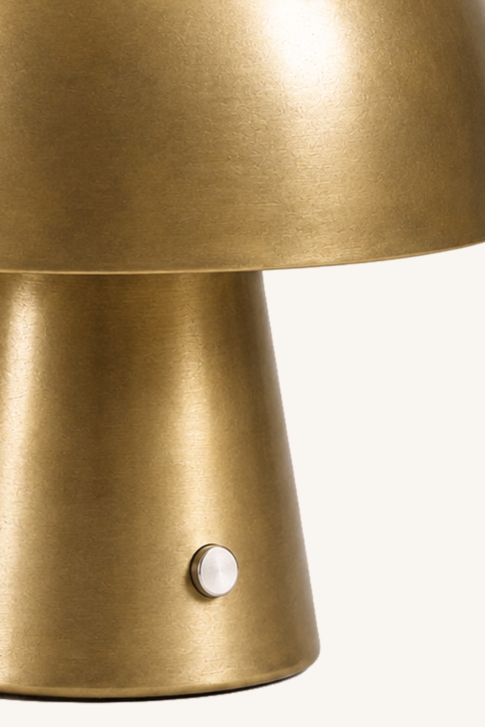 Nerai Studio Rechargeable Lamp - Gold