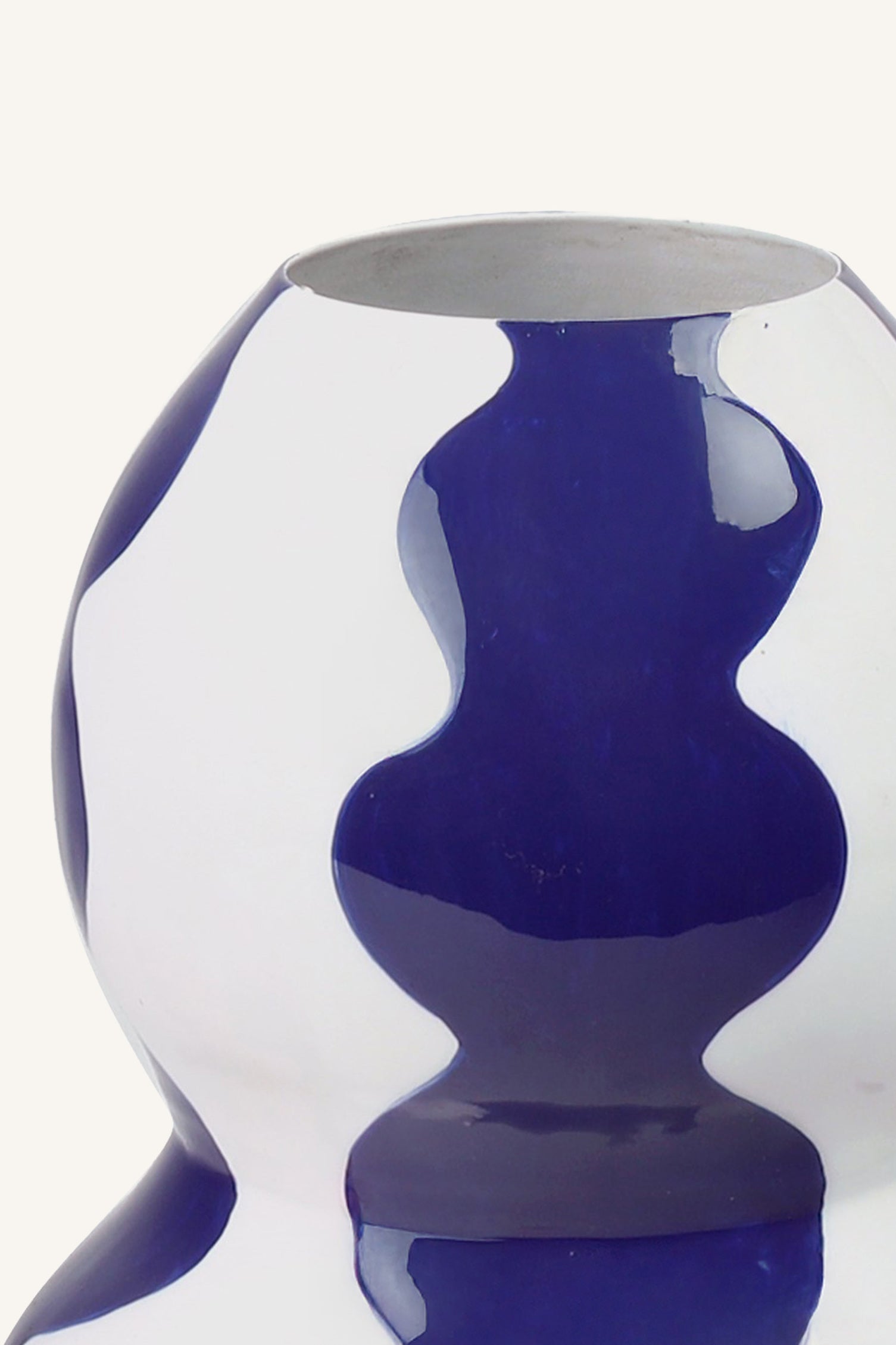 Tidal Echo Sculpted Vase