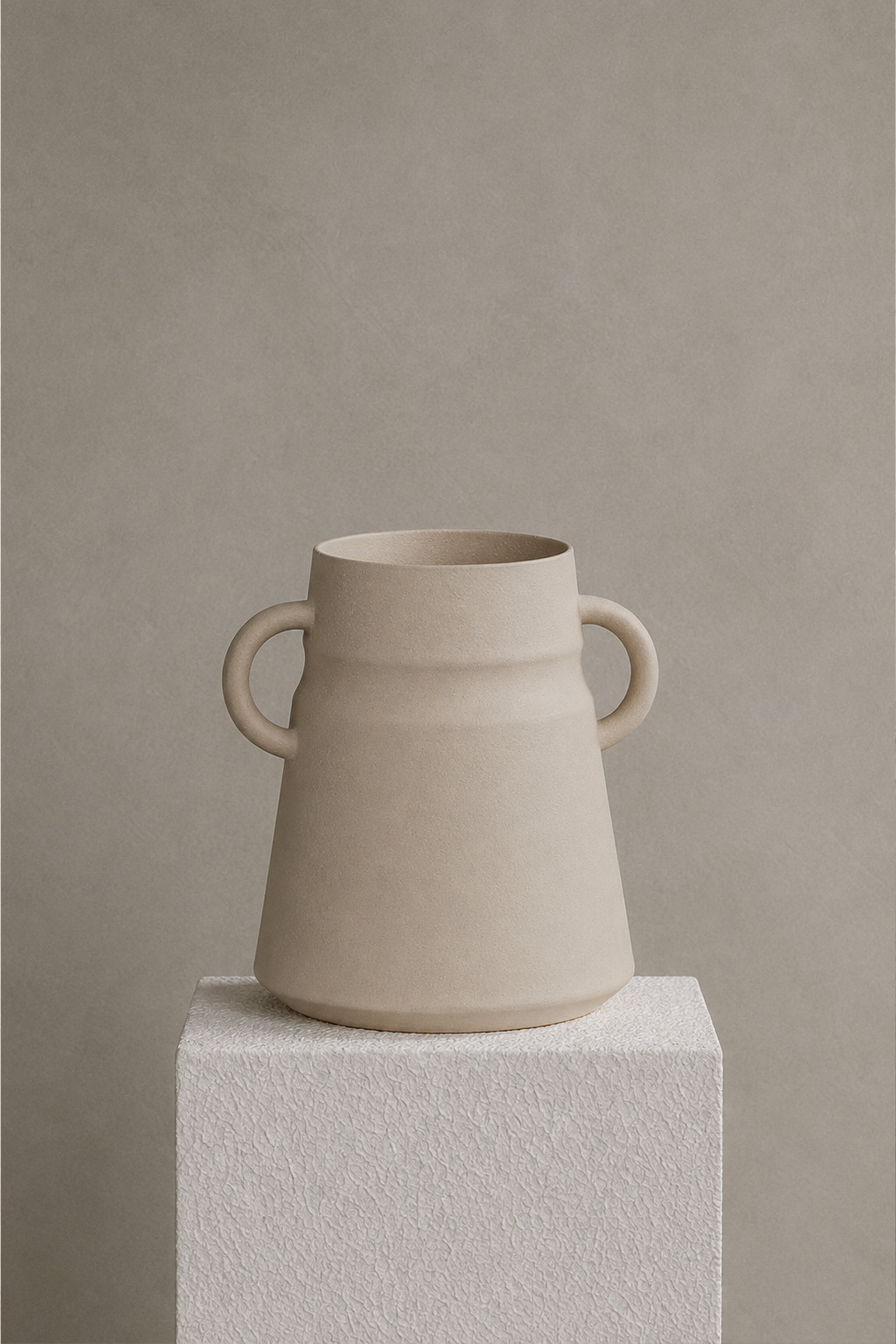 Caden Twin-Arc Vessel