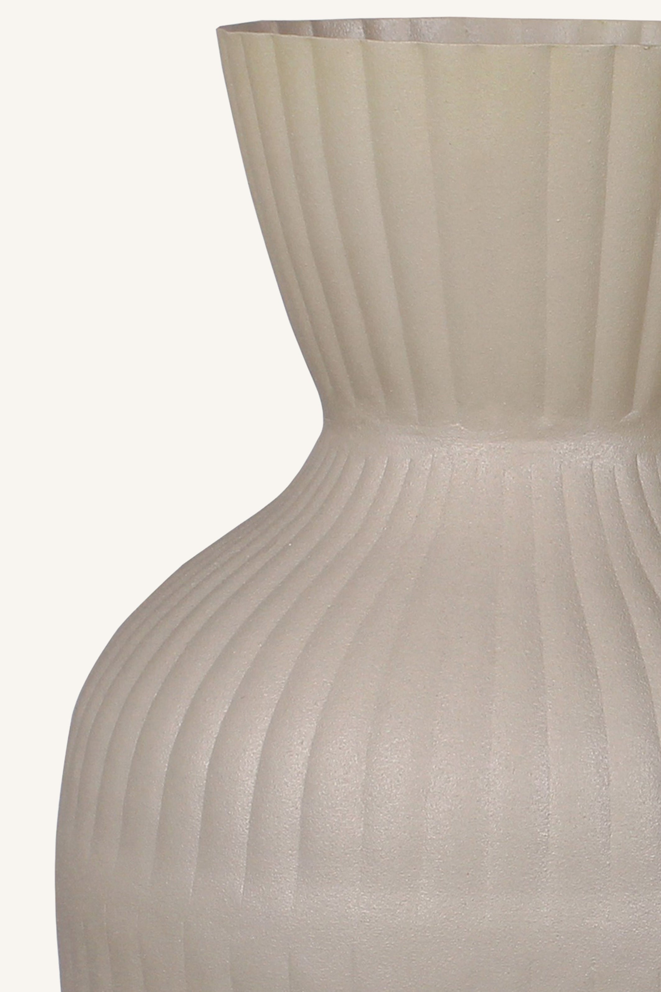 Seren Ripple Hourglass Vase