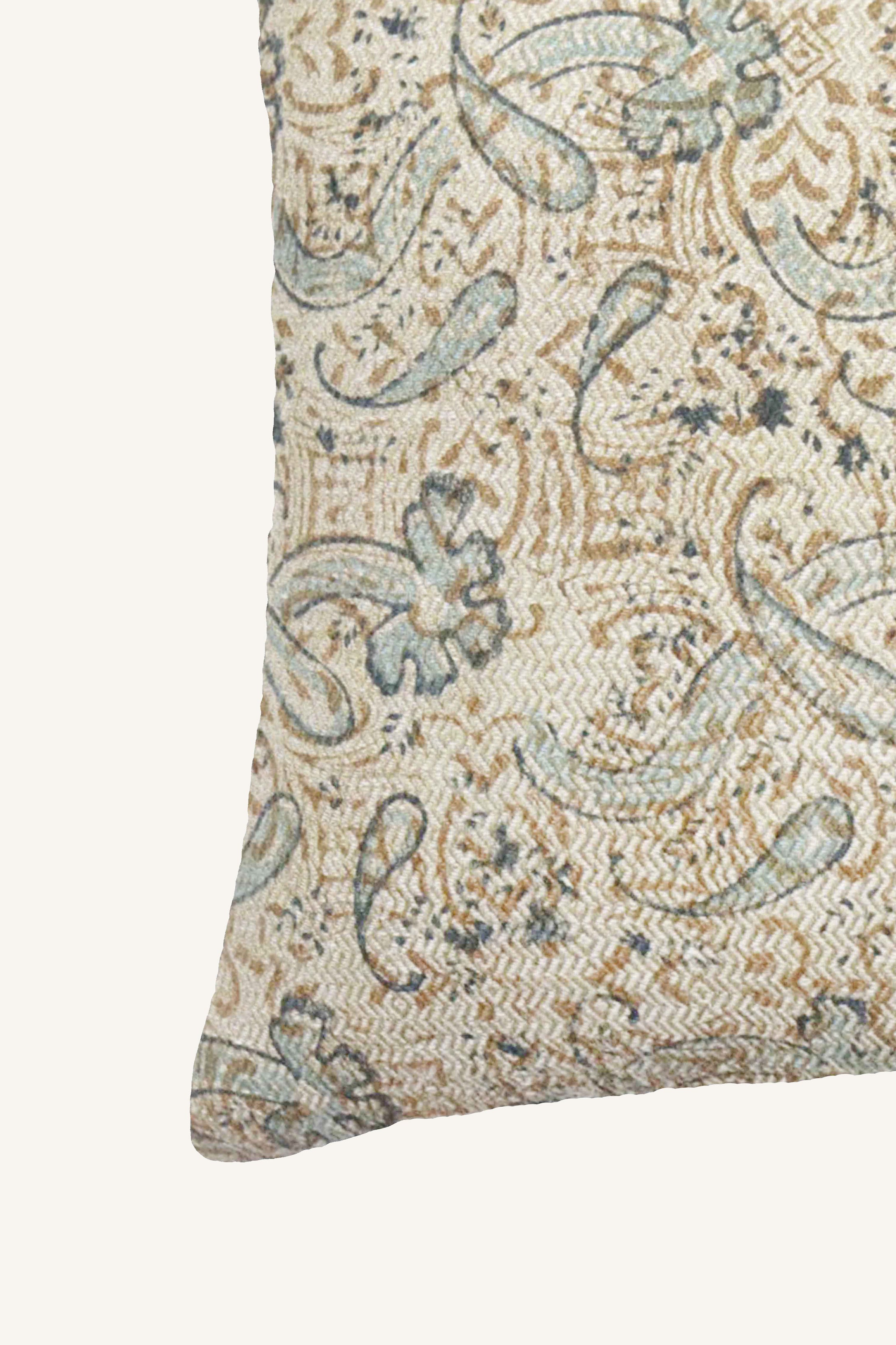 Riversong Paisley Lumbar