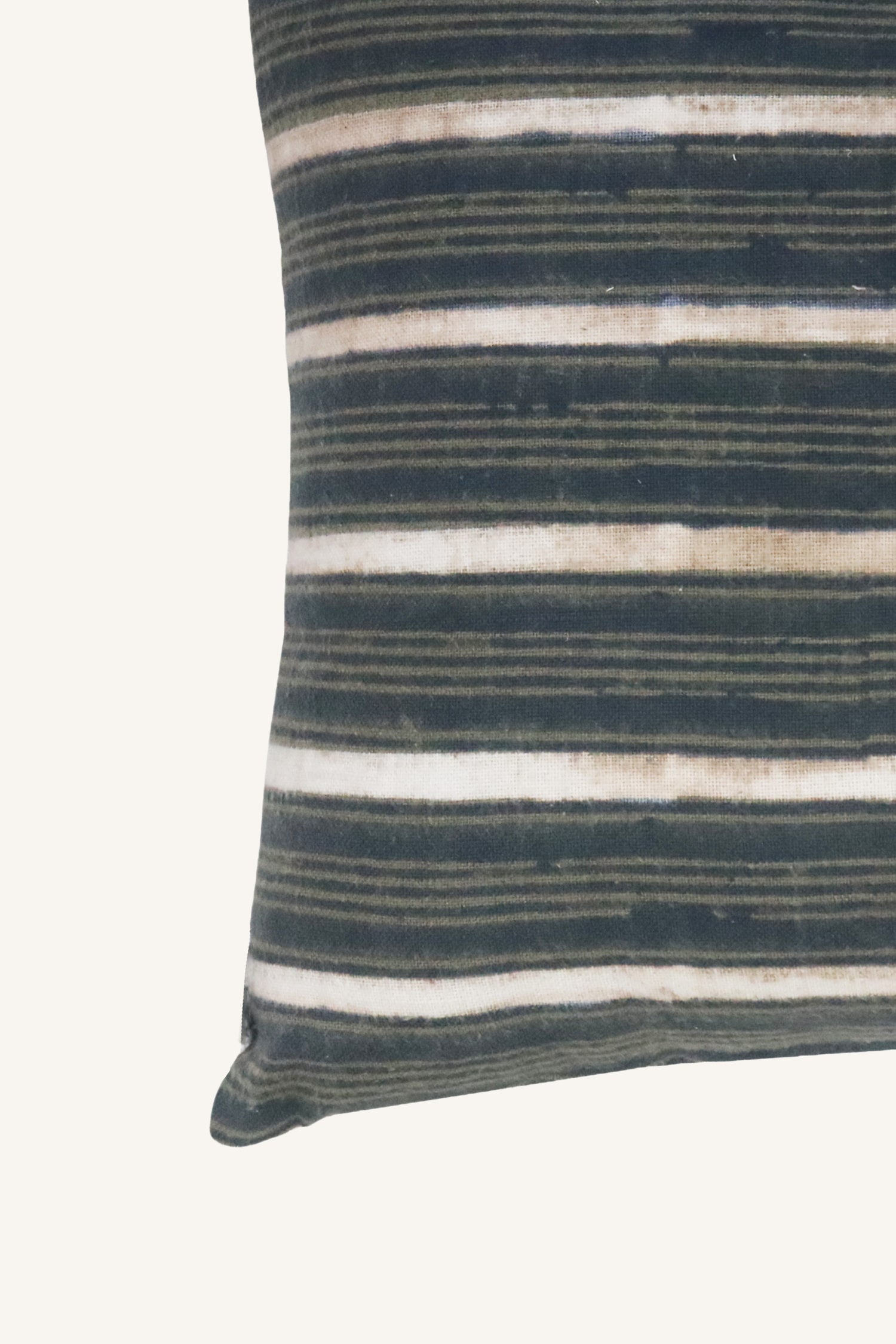Oceanmark Linear Pillow