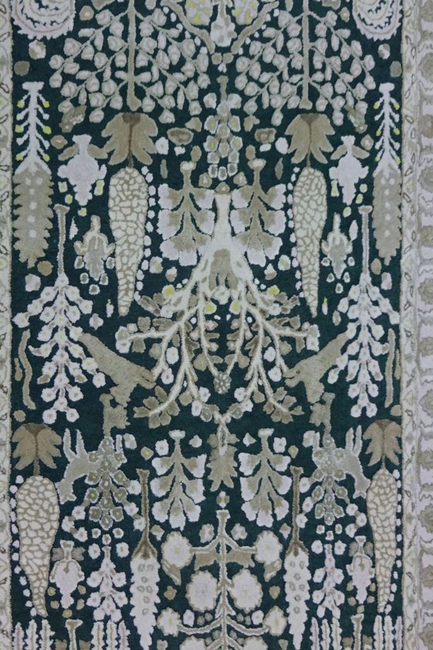 Neel Darbaar Rug