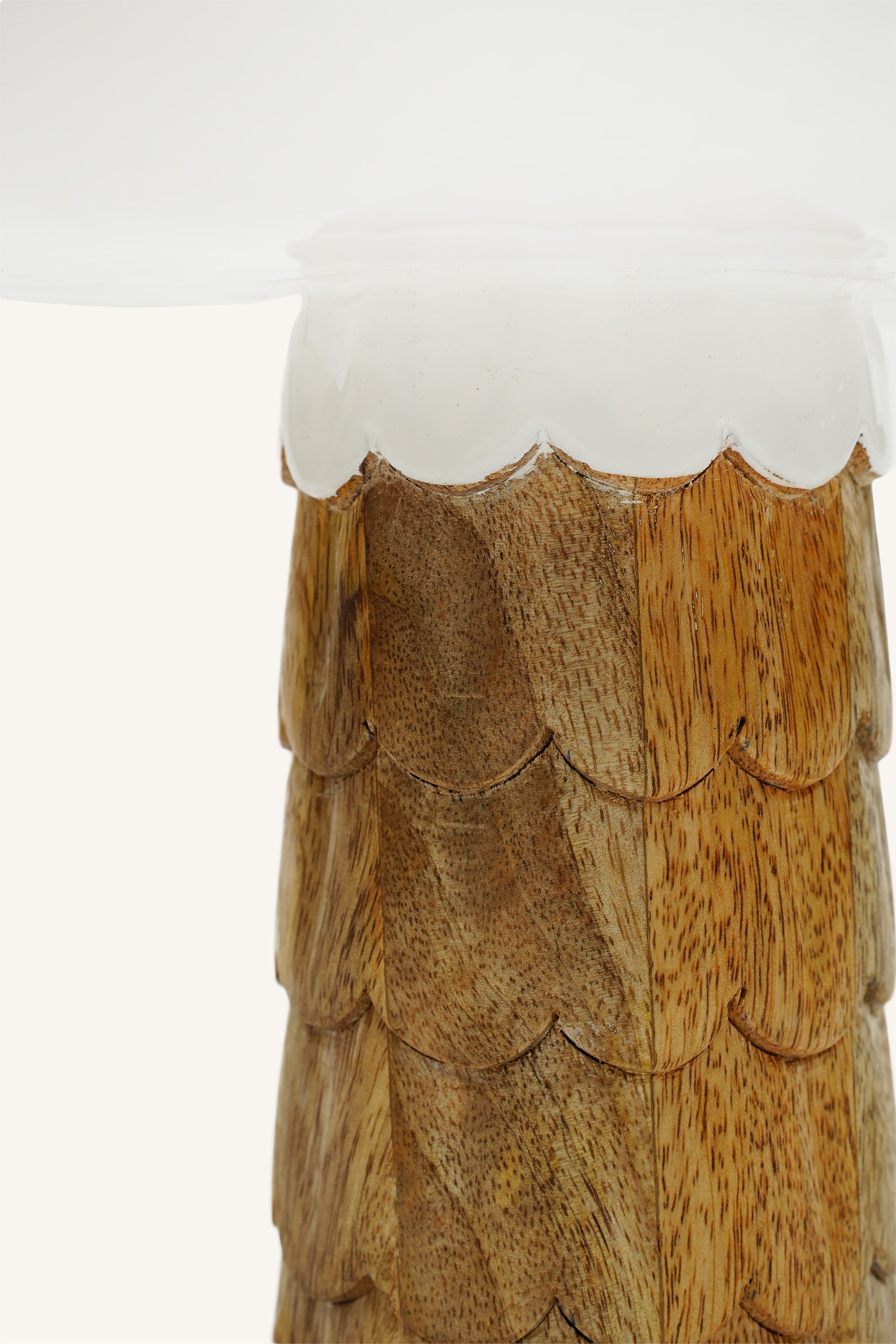 Stonebeam Pedestal Stand