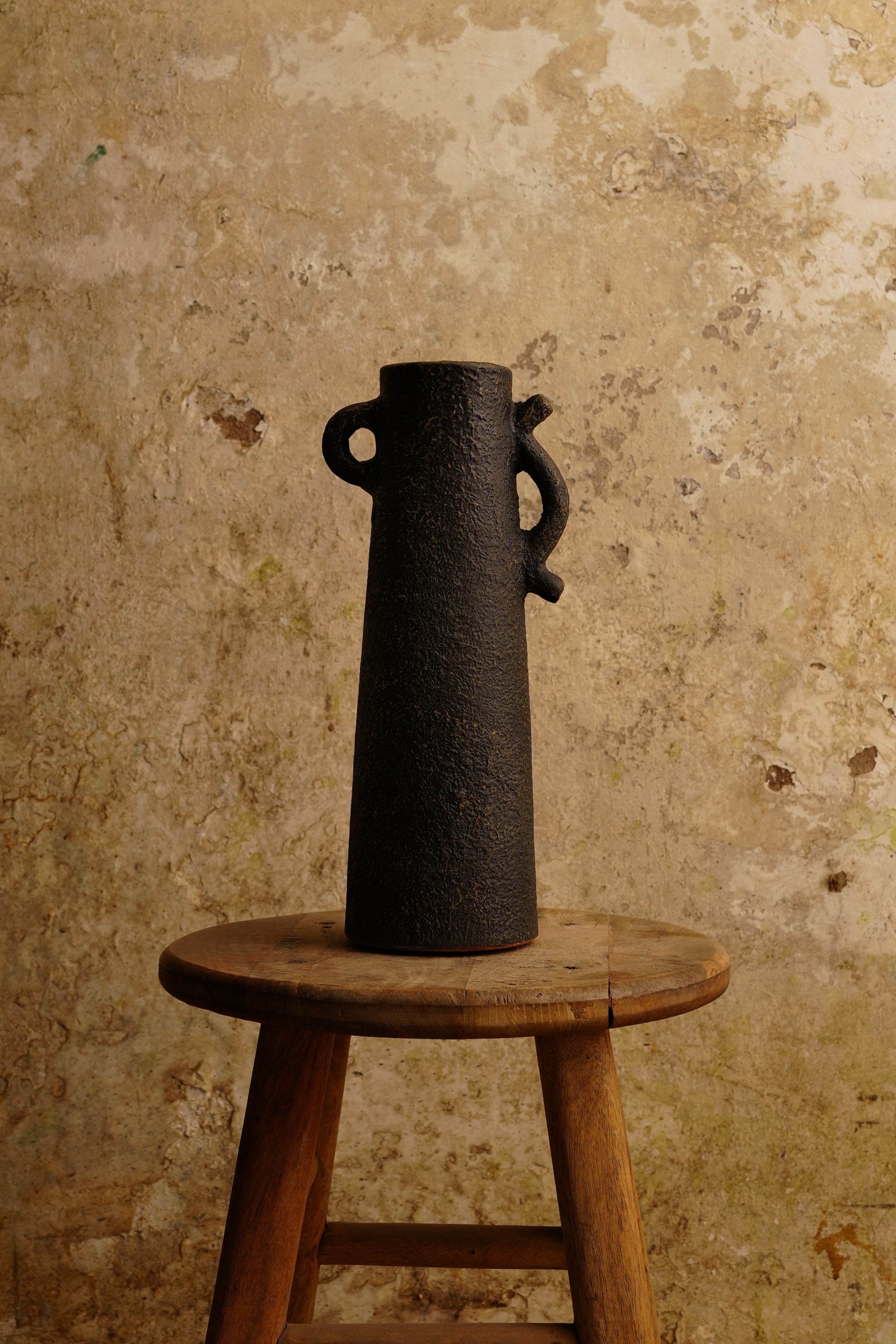 Charcoal Crest Tall Vase