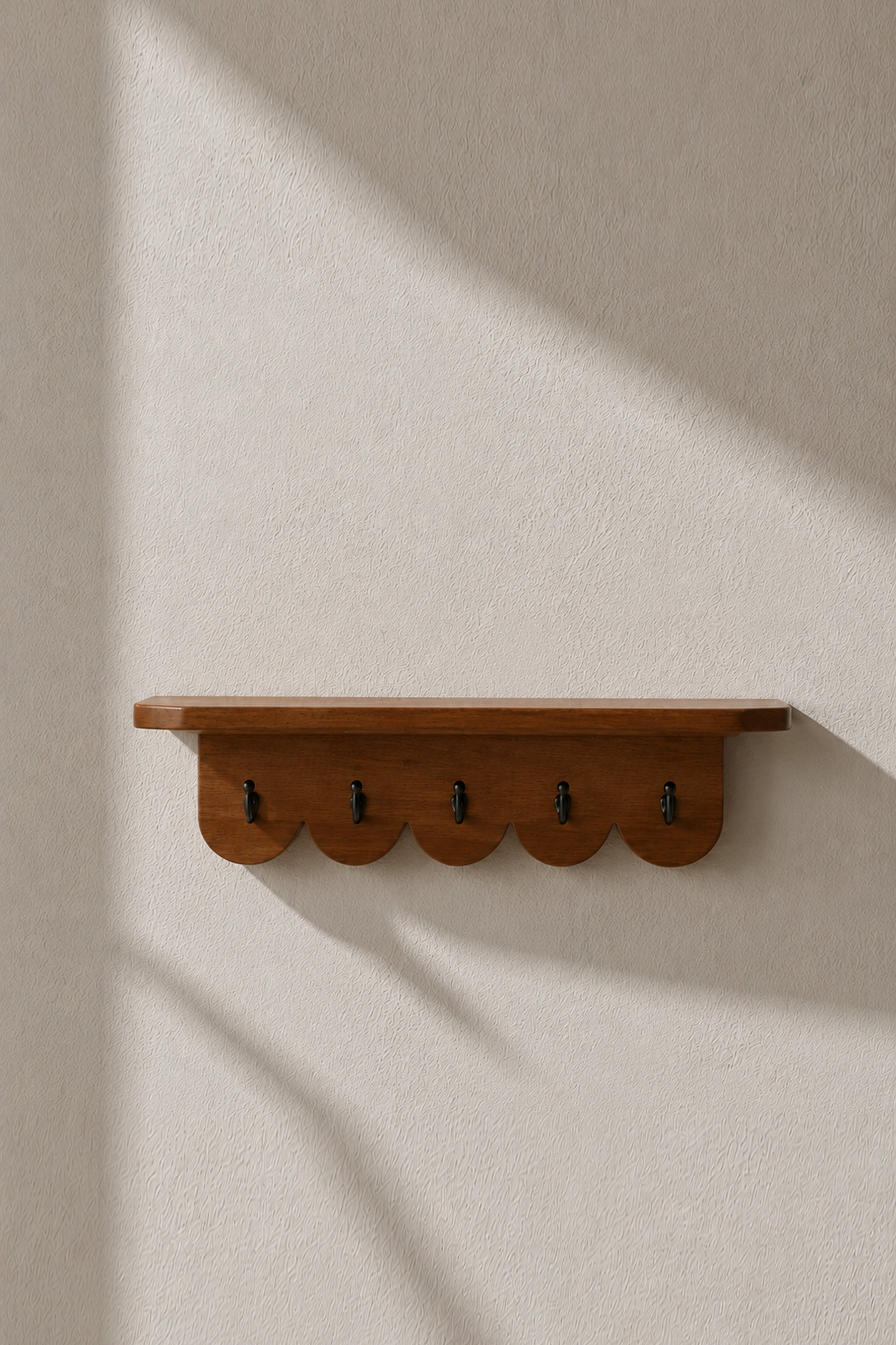 Scallop Edge Hook Shelf