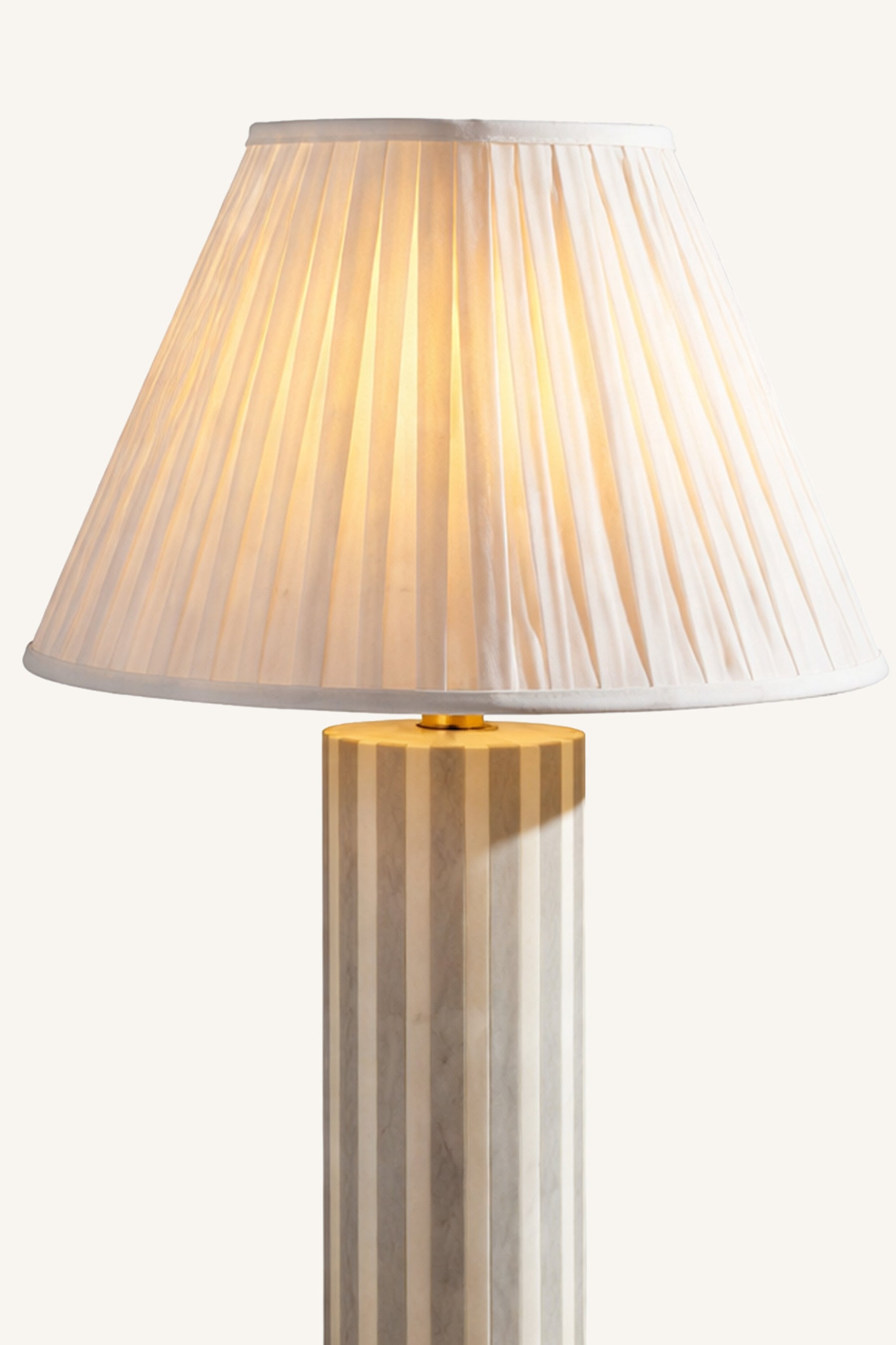 Avira Inlay Lamp