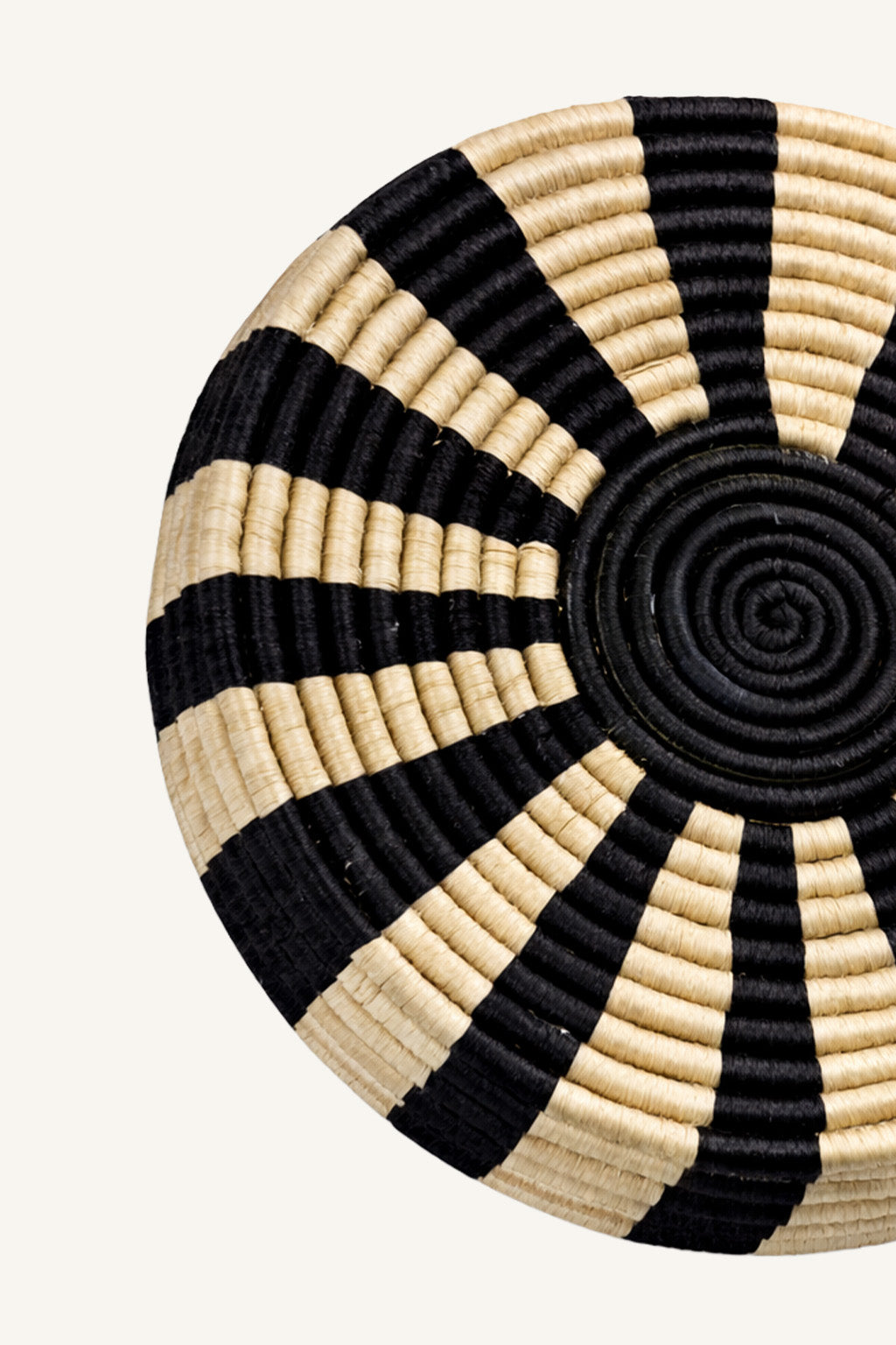 Obsidian Ray Basket
