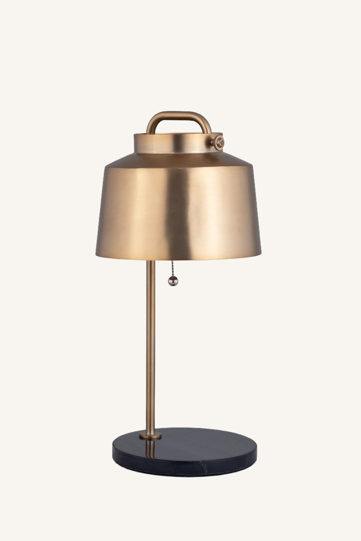Waverly Pull Lamp