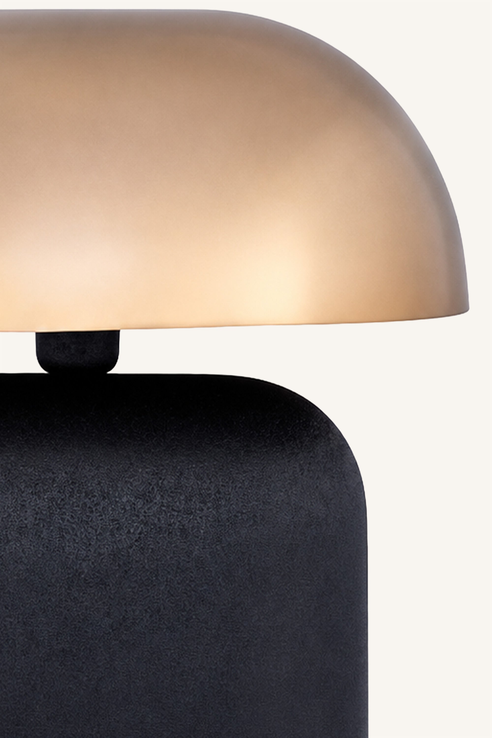 Ellery Table Light