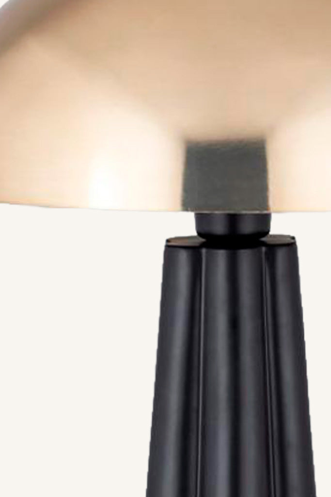 Vesper Column Lamp