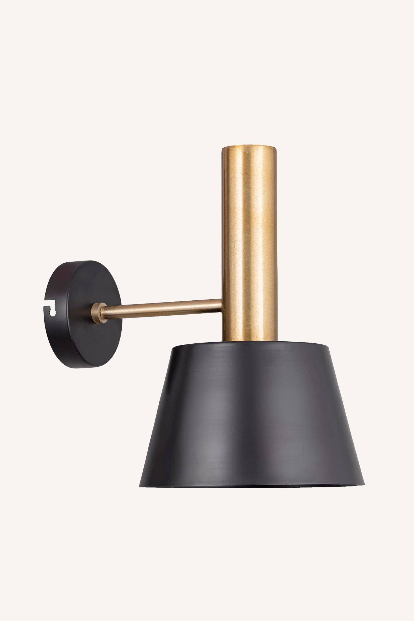Arwyn Sconce
