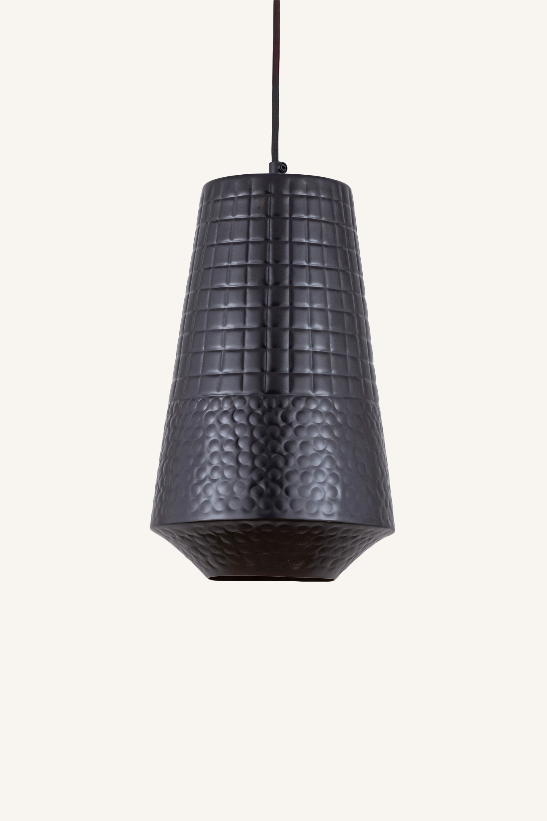 Kairo Emboss Pendant
