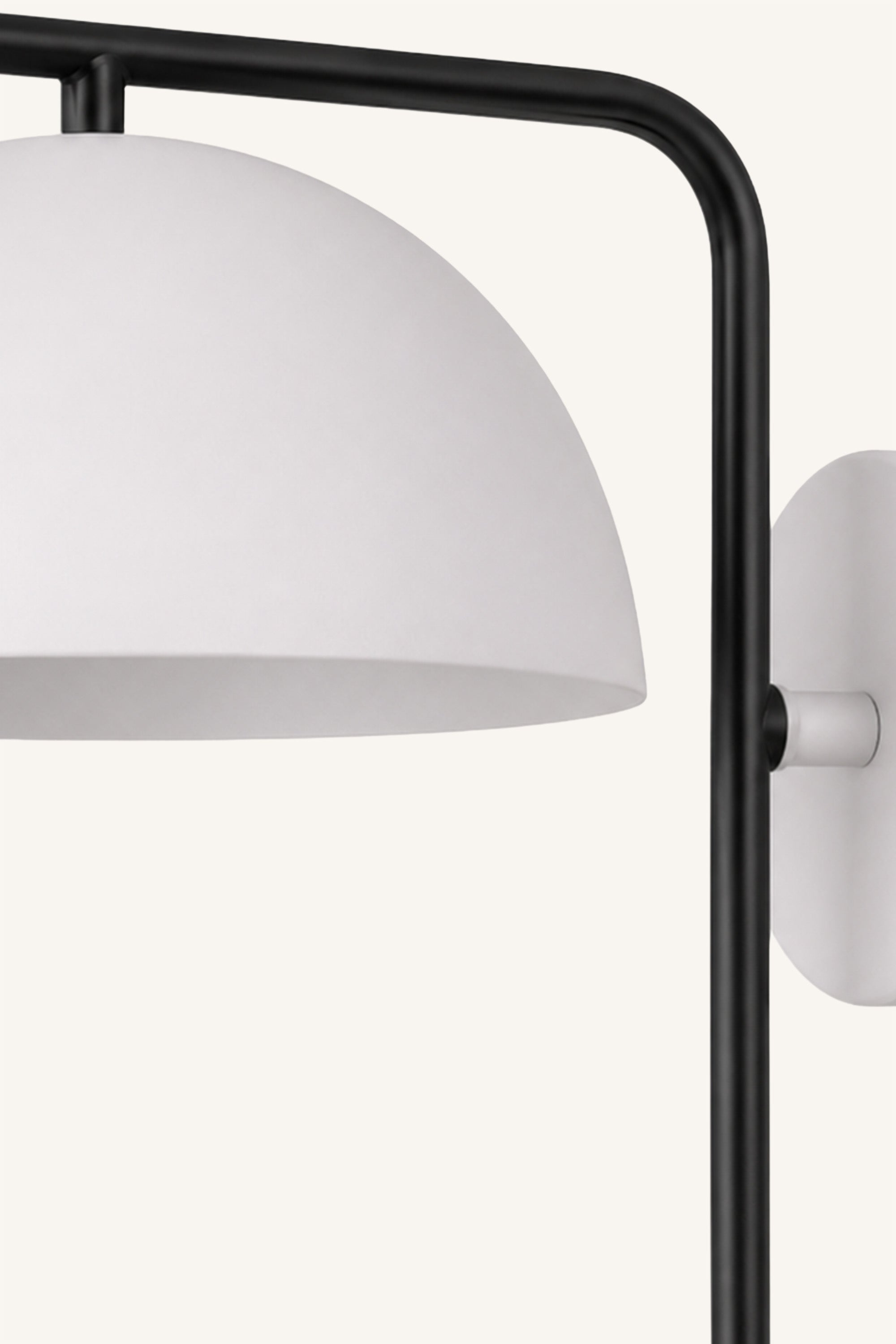 Orlo Curve Sconce