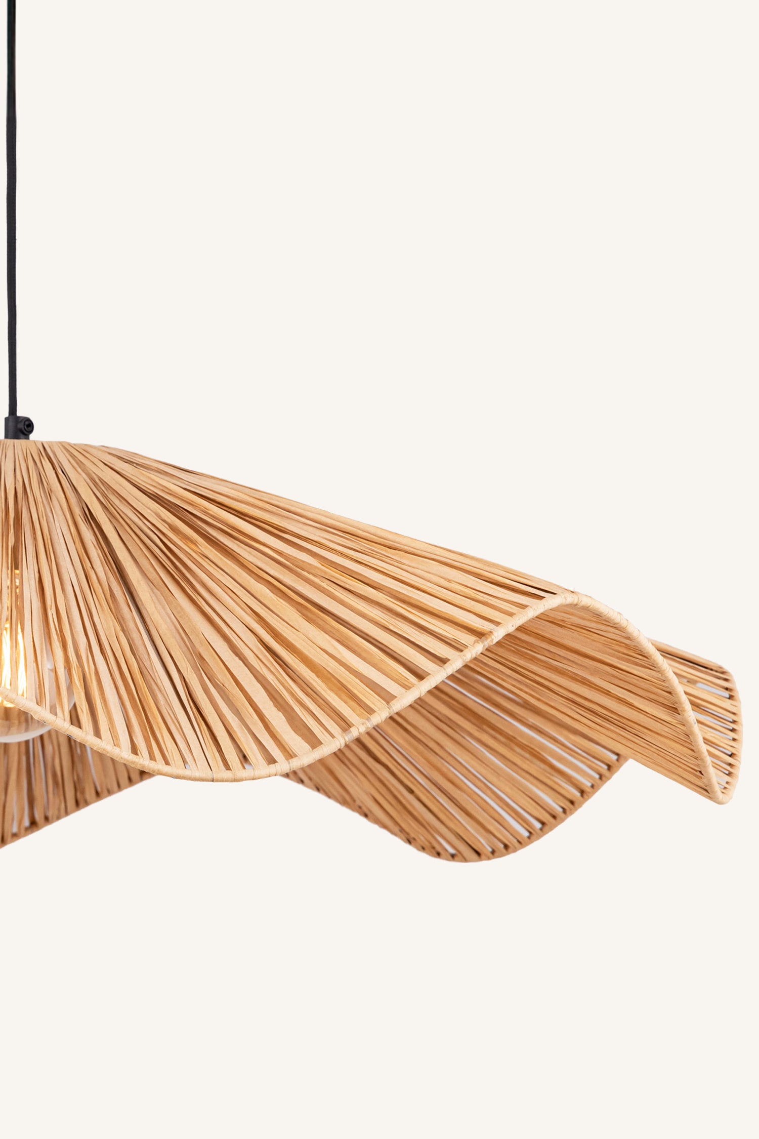 Lehera Drift Pendant