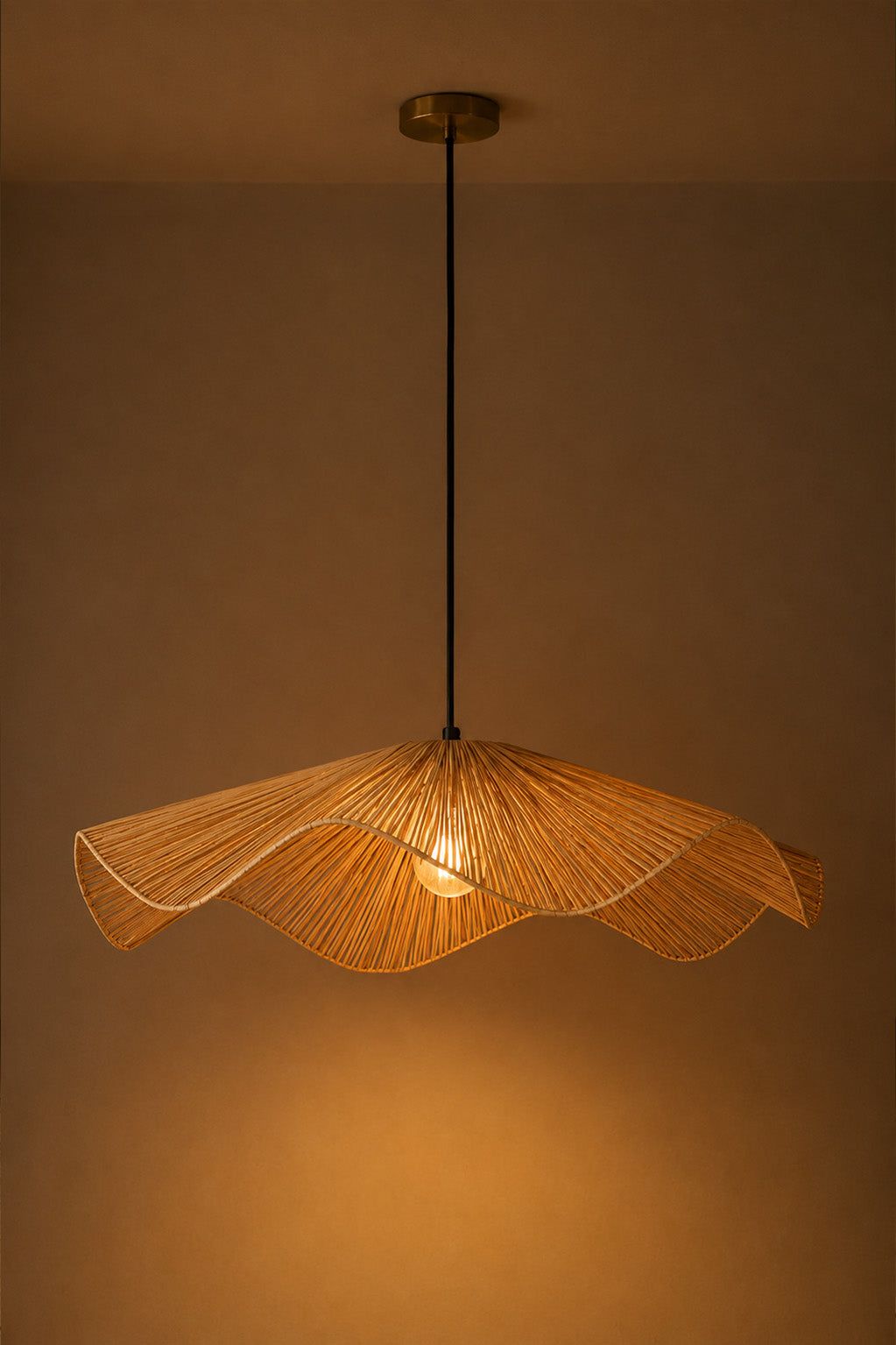 Lehera Drift Pendant