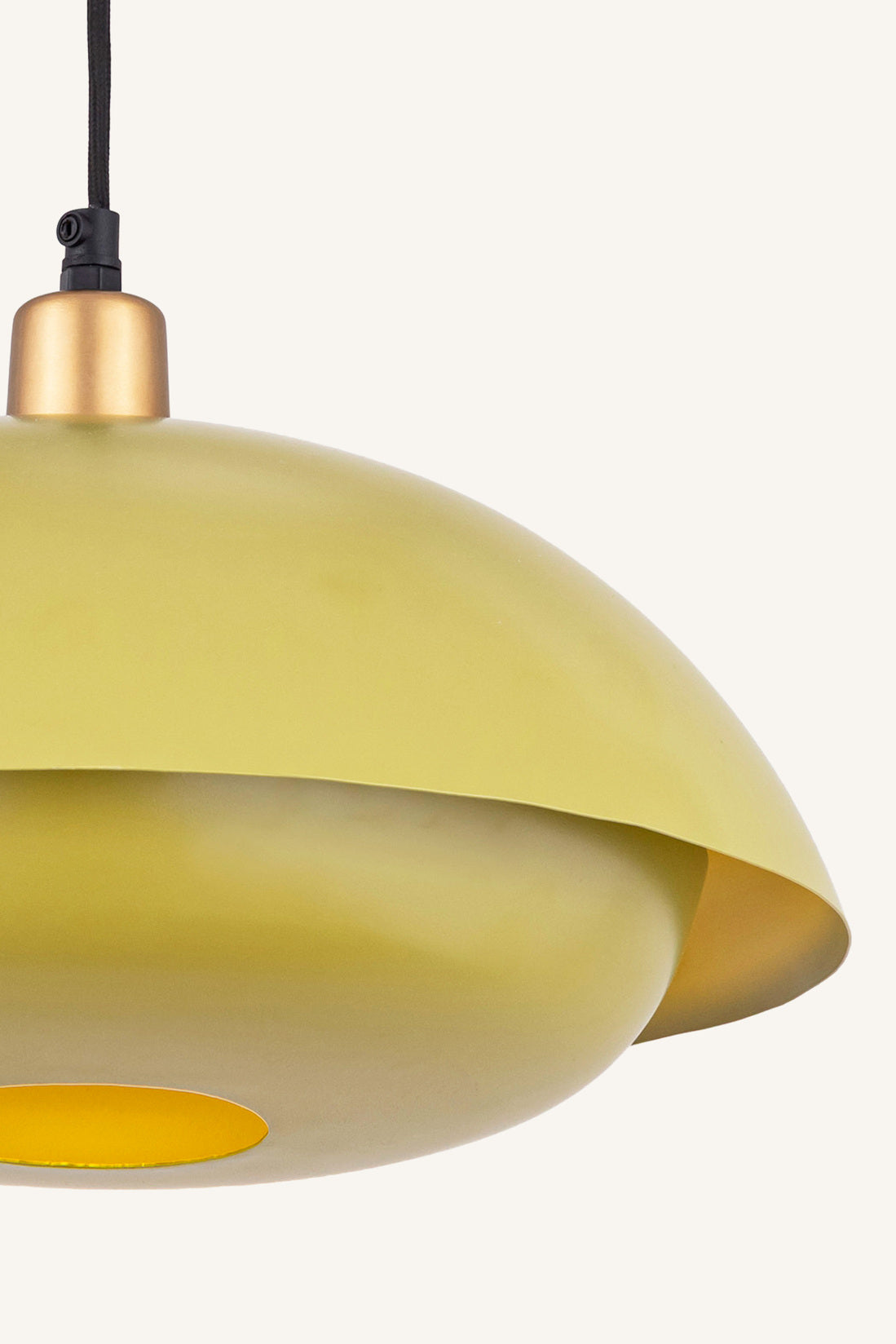Solvan Halo Pendant