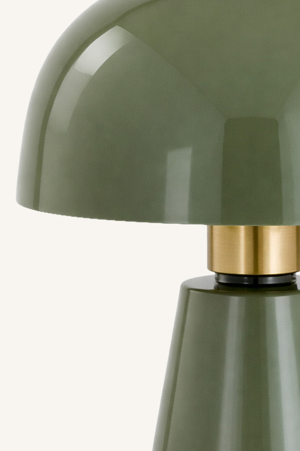 Nerai Studio Lamp
