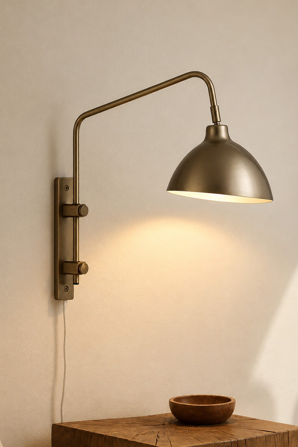 Siri Arc Sconce