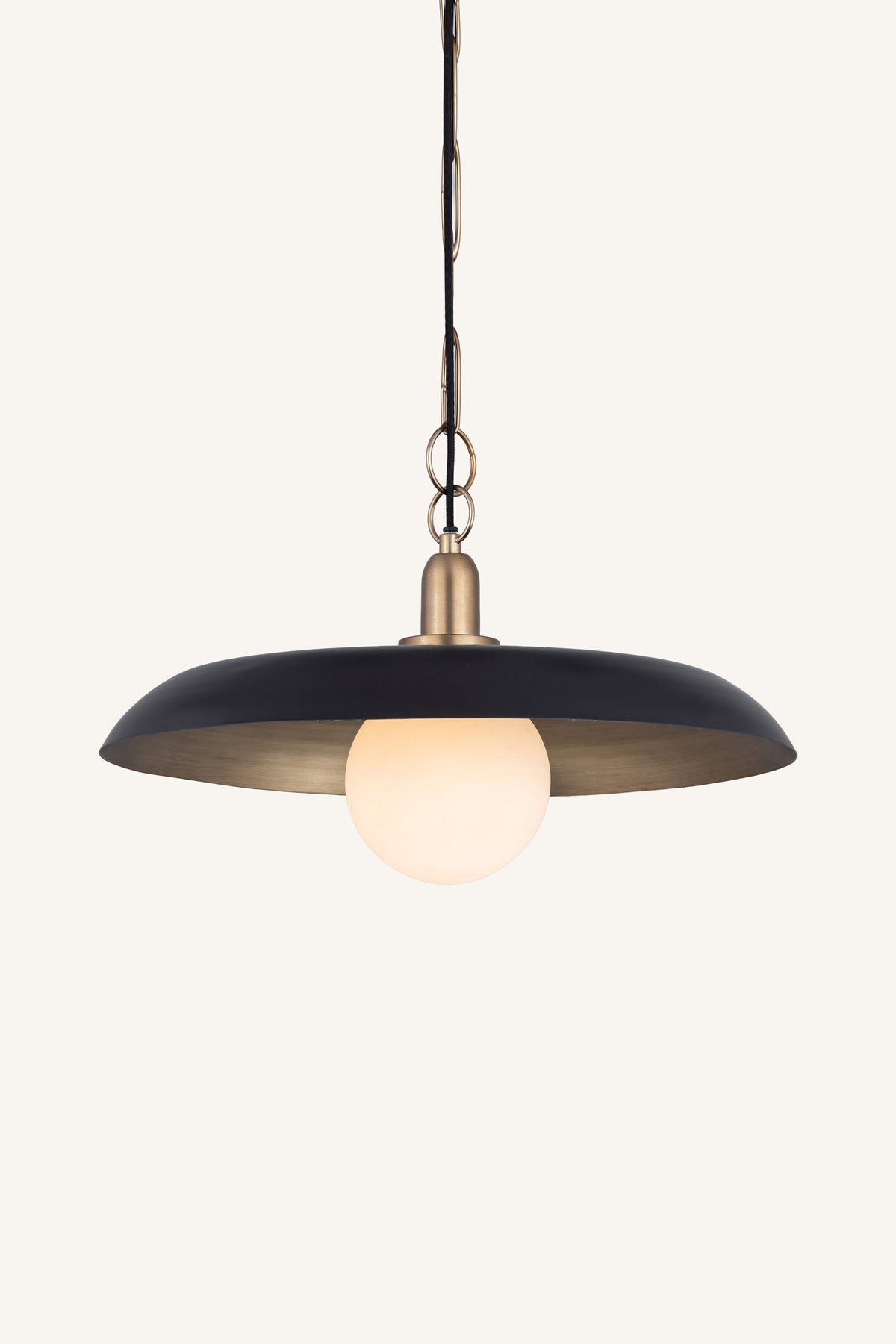 Bravik Disc Pendant
