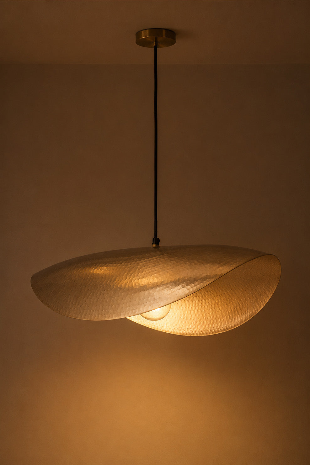 Velune Form Pendant
