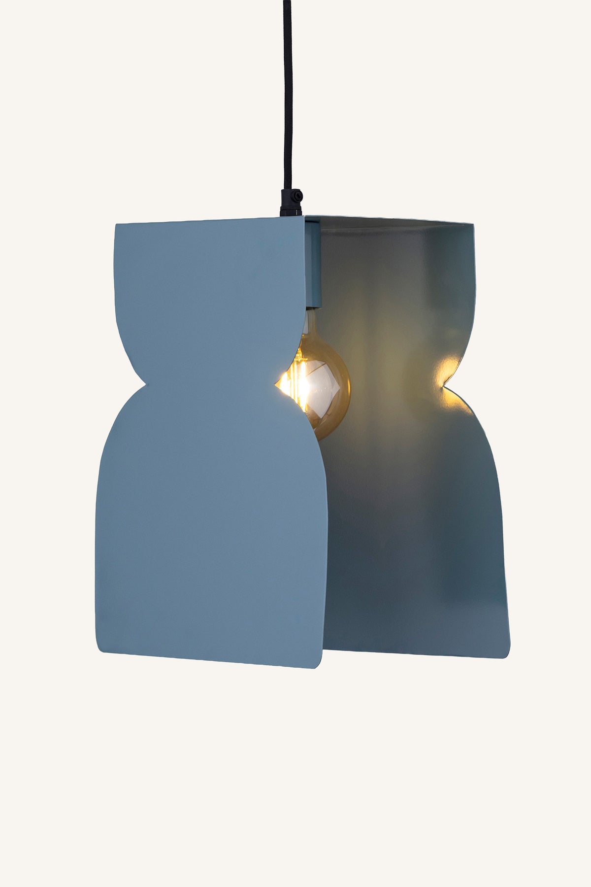 Neris Flow Pendant Lamp