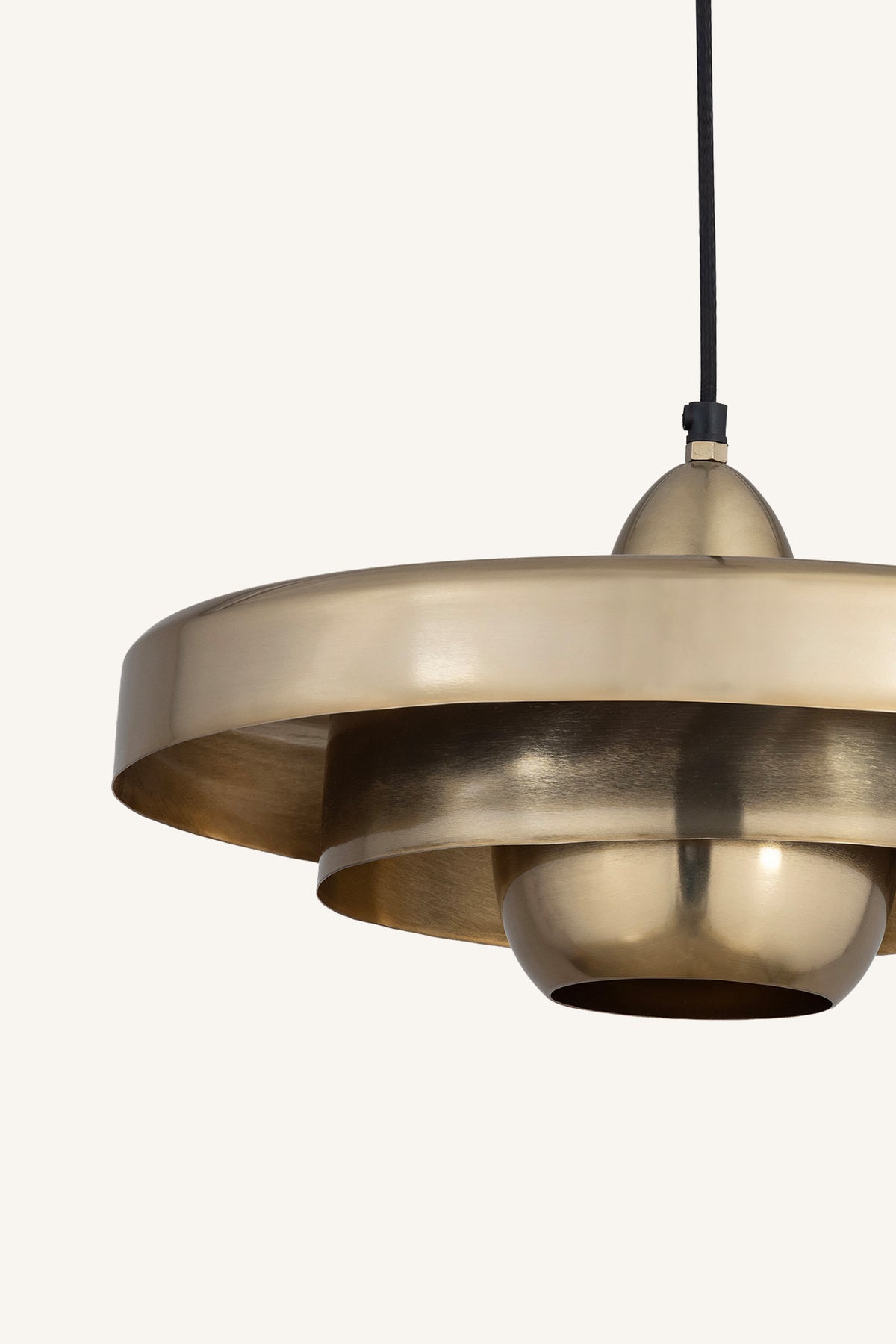 Dorin Plate Pendant Lamp