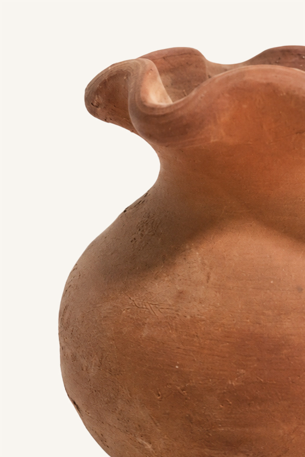 Petal Rim Pot