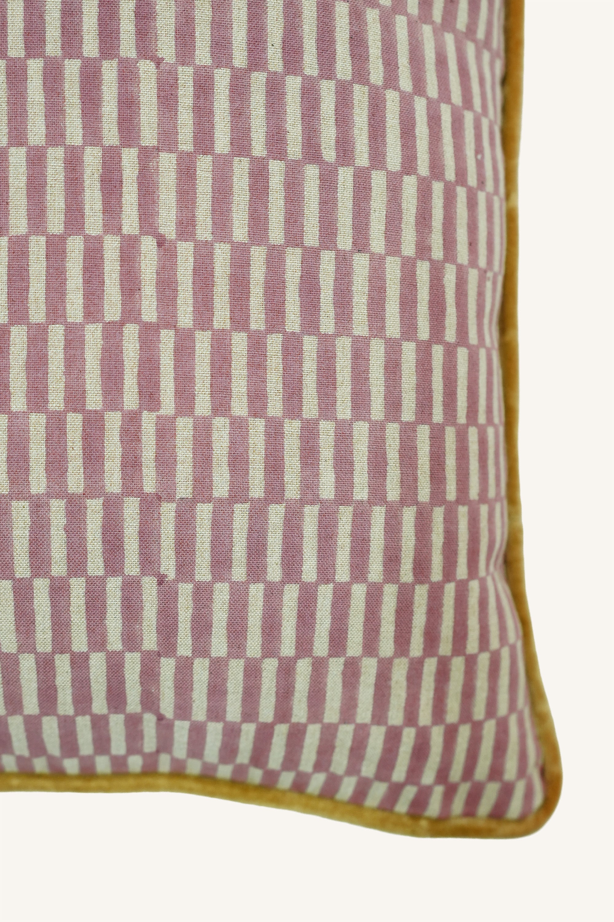 Meadowtrace Edge Pillow
